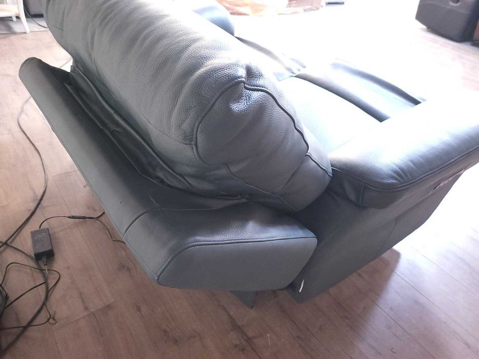 Синьо - зелен кожен диван двойка с ел релакс механизъм La-z-boy