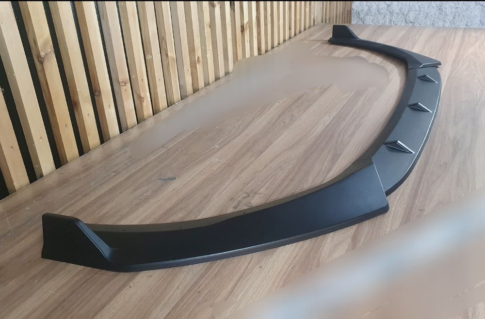 Toyota CAMRY 75 сплиттер переднего бампера.