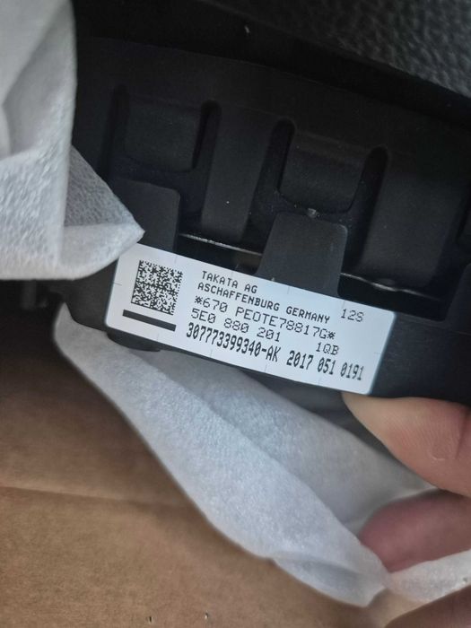 Airbag Volan Skoda Octavia 3 Rapid Yeti Superb 2 Fabia 3 Cod 5E0880201A