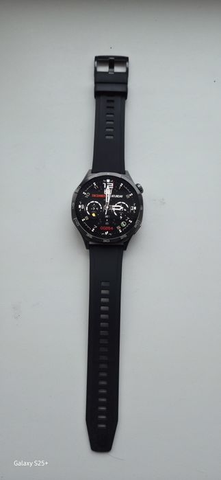 Продам часы наручные HUAWEI