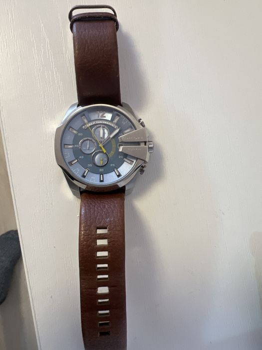 Часы ручные Diesel