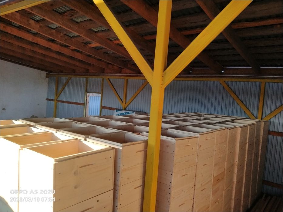 Продам улья не крашенные