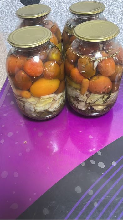 Салаты, кетчупы, соленья