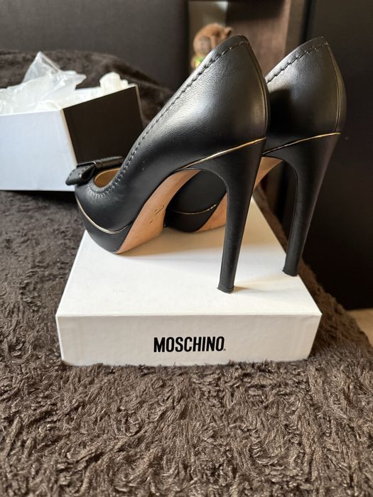 Елегантни Обувки Moschino