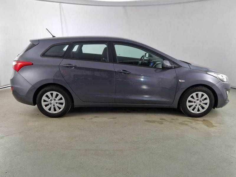 Hyundai i30 2016 110CP TVA deductibil