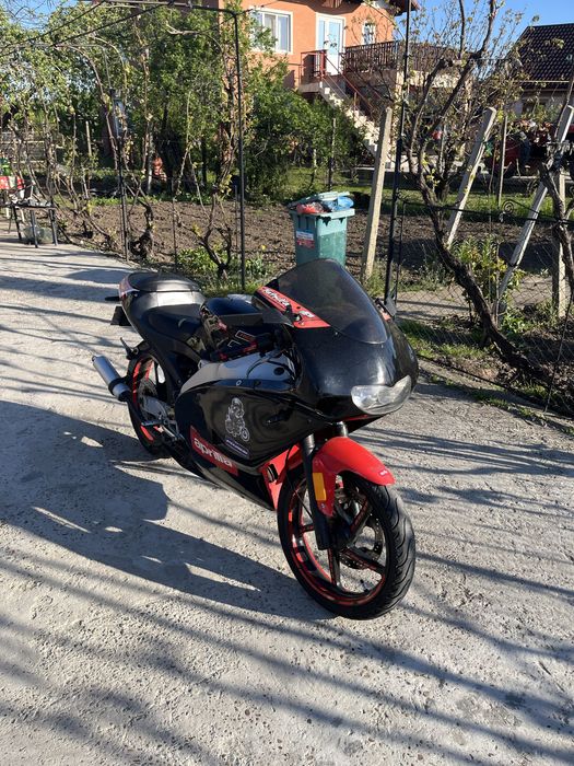 Se vinde/schimb aprilis rs 50 replica editia tetsliya