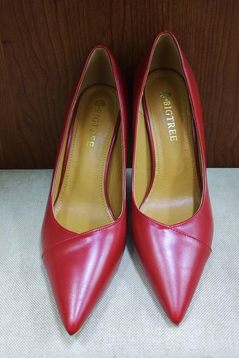 Елегантни дамски обувки, 37 номер