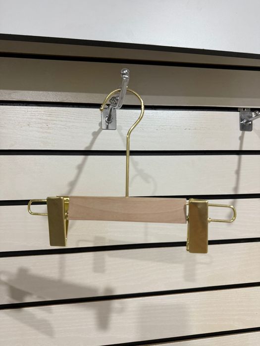 Стилаж вешалка и кранштейн