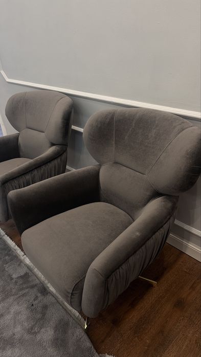 Продам диван и кресла