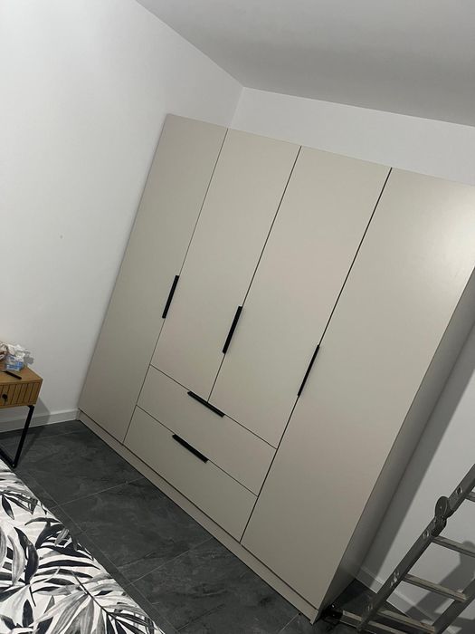 Сглобяване и монтаж/демонтаж на мебели