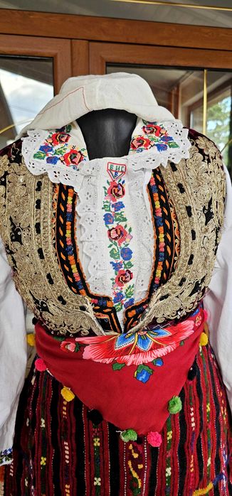 Македонска носия