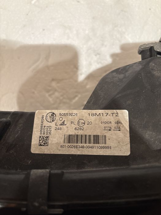 Ляв фар Alfa Romeo Jiulia