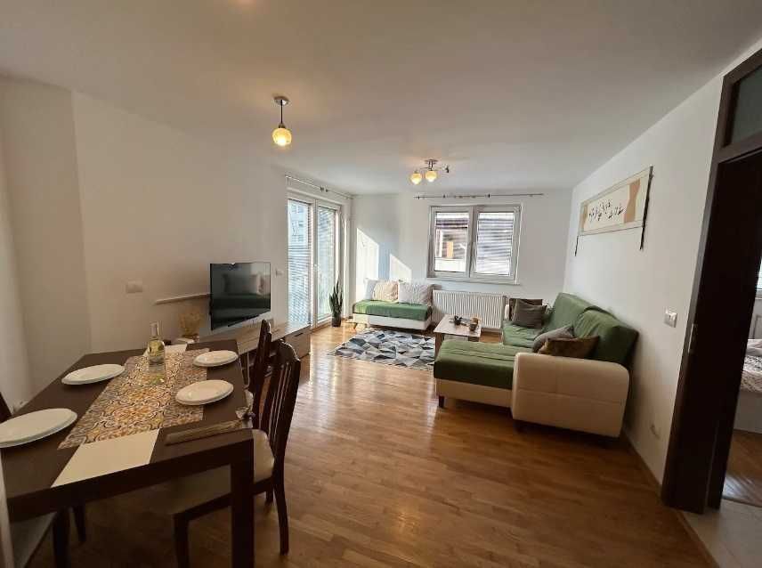 Дава се под наем Двустаен апартамент в София, Младост 2 - 74 кв.м за 362.1 € - Снимка #3