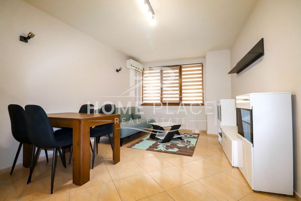 Дава се под наем Тристаен апартамент в Варна, Център - 92 кв.м за 648.21 € - Снимка #3