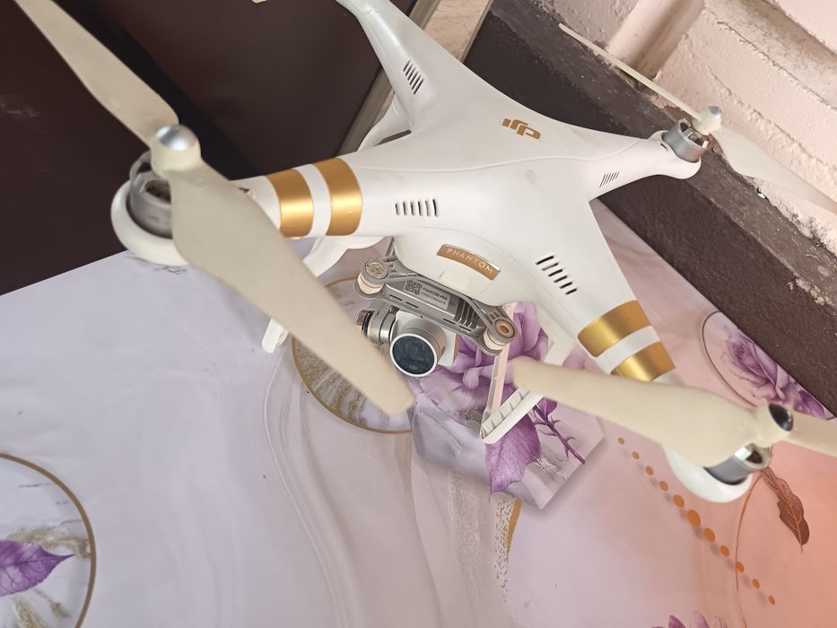 Dji phantom 3 professional