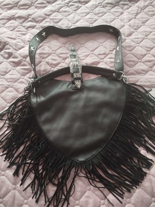 Нова дамска чанта с ресни