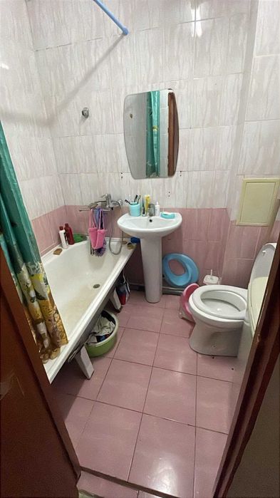 Продажа 3-комнатной квартиры Детская больница
