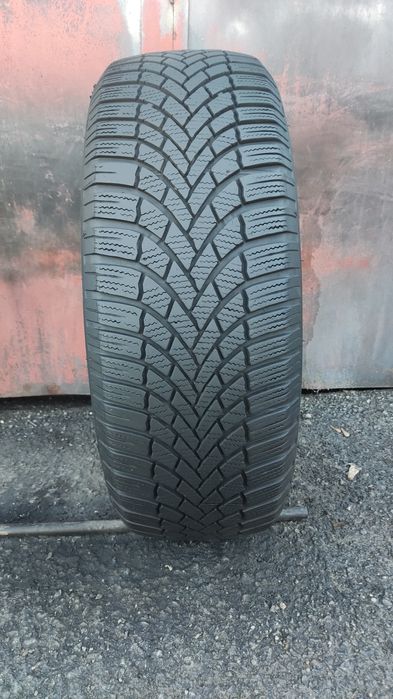 1брой  зимна гума 205/60/16 Bridgestone Blizzak LM 005
dot22
6+mm
Добр