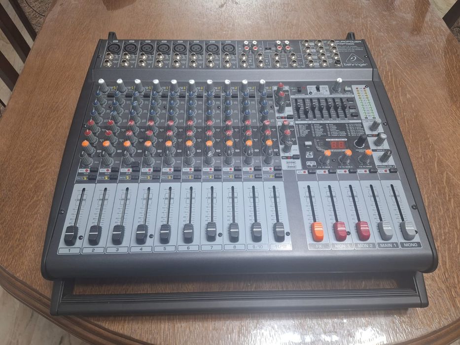 Behringer pmp4000 și boxe JBL