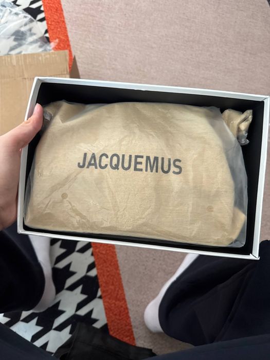Продам Jacquemus Bambino Оригинал