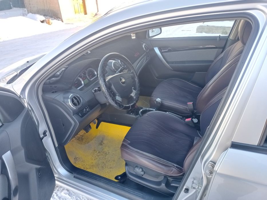 Продам Нексии р3