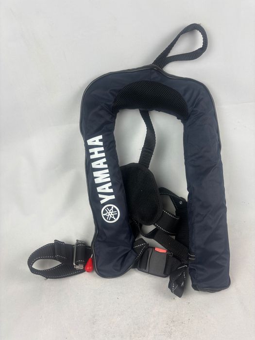 Продавам  надуваема жилетка YAMAHA