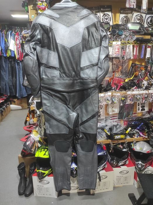 Екип от две части Нов Proto размер:52