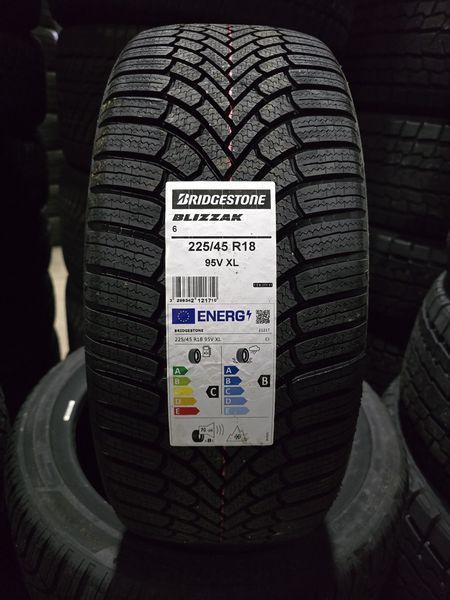 225/45/18 BRIDGESTONE 4бр