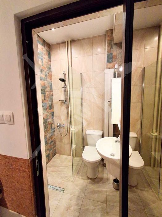 Дава се под наем Четиристаен апартамент в София, Център - 120 кв.м за 1545.81 € - Снимка #8