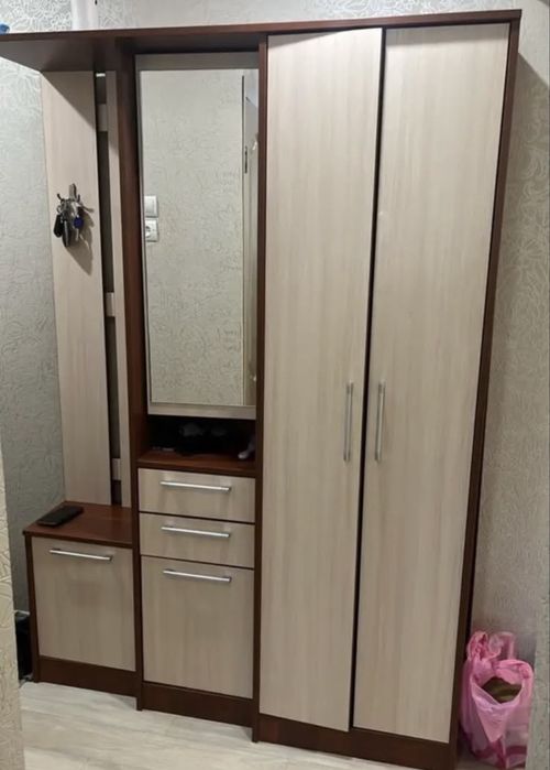 Продается прихожая