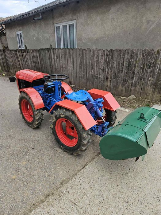 Vând tractor goldoni