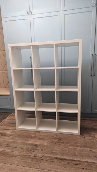 Стеллаж IKEA KALLAX с 12 ячейками