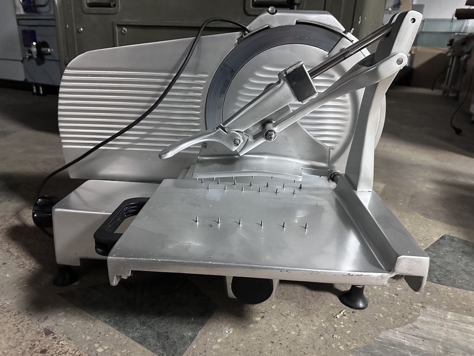 Слайсер италия 35 см