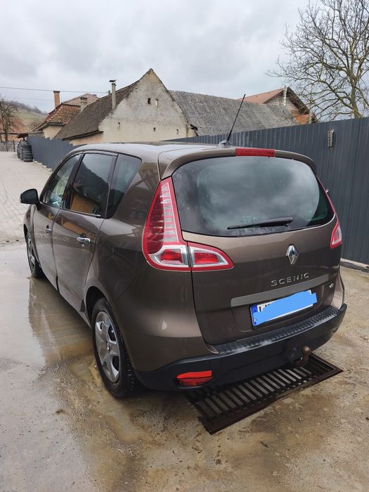 Renault Megane-Scenic III, 2011