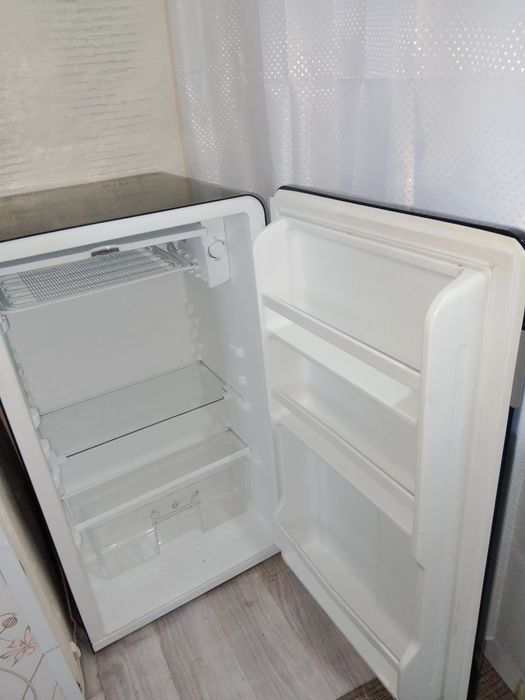 Продам холодильник.