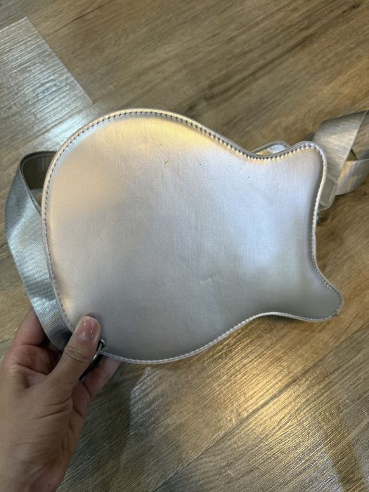 Продаю НОВУЮ сумку для девочки в виде гитары