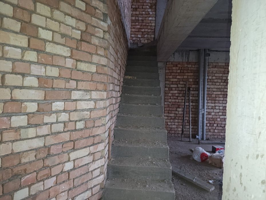 Дуплекс квартира Строитель