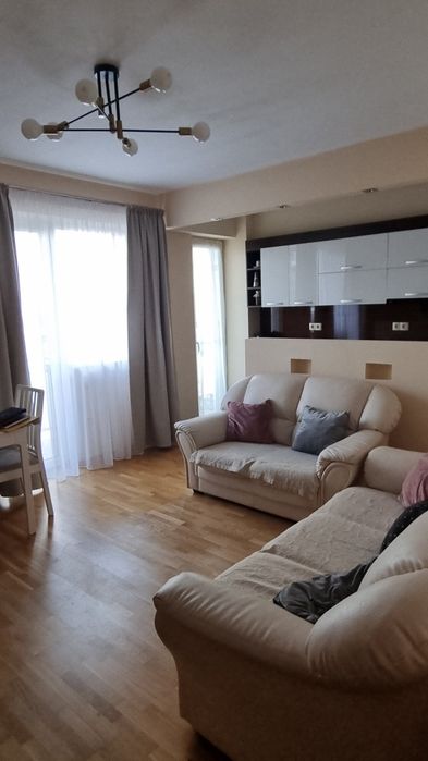 Închiriez apartament Sibiu  zona Turnisor, etaj 2 , loc  de parcare propriu