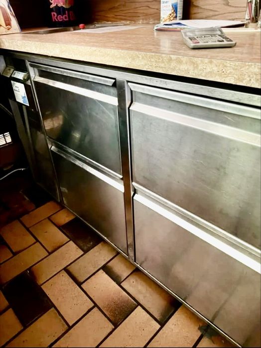Vand  echipamente  mobilier  profesional  restaurant/bar horeca