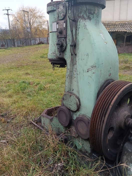 Ciocan  pneumatic (forja) variante