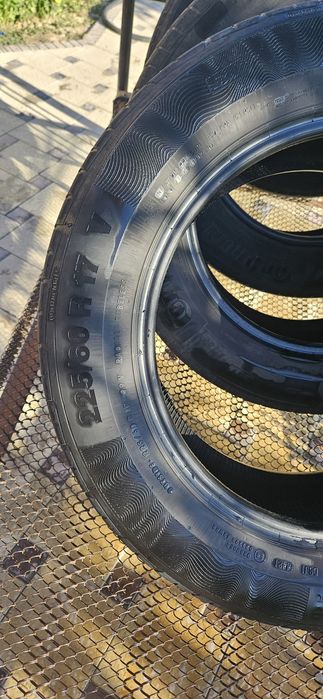 Шины, балон размер 225/60 R17
