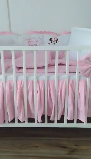 Vând pătuț fetite