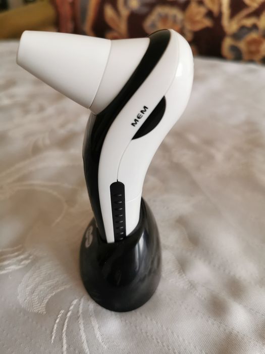 Говорещ многофункционален термометър за уши и чело