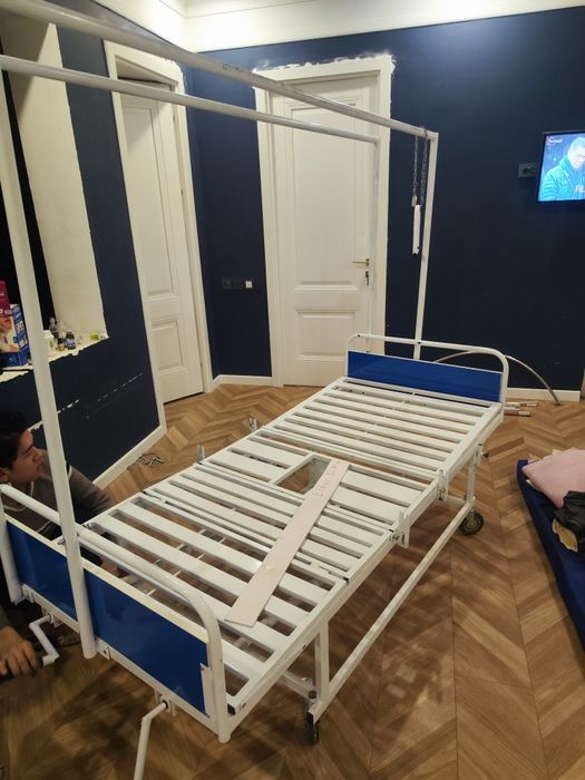 Кровать медицинский