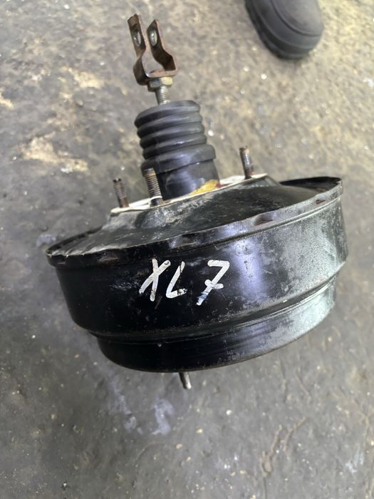 Продам тормозной вакуум Сузуки