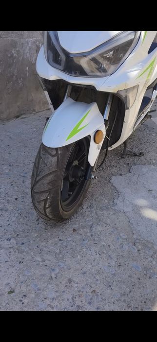 Продаётся скутер maxxis