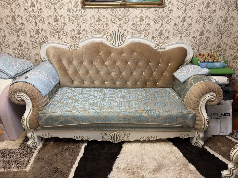 Диван и 2 кресла