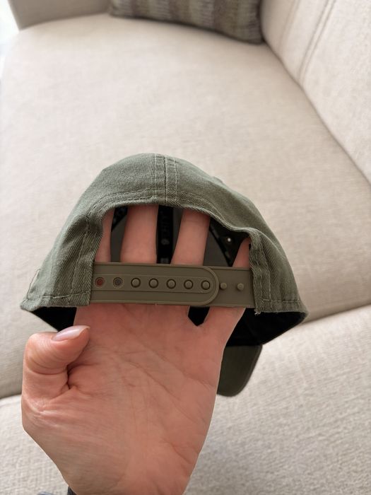 Шапка с козирка New era