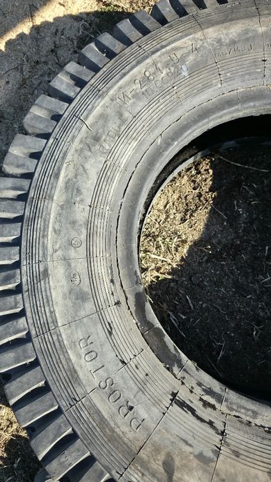 Продам резину на камаз