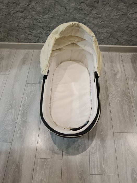 Продаётся коляска